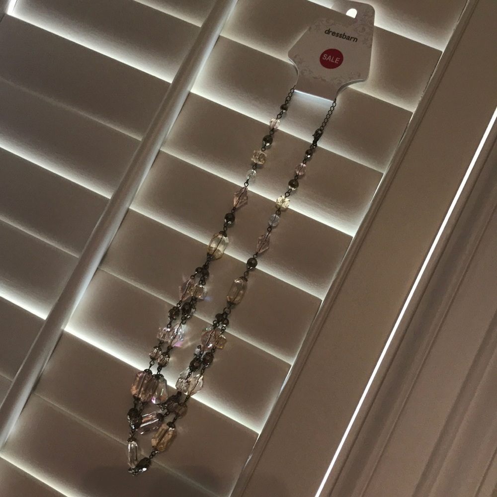 dressbarn beaded necklace